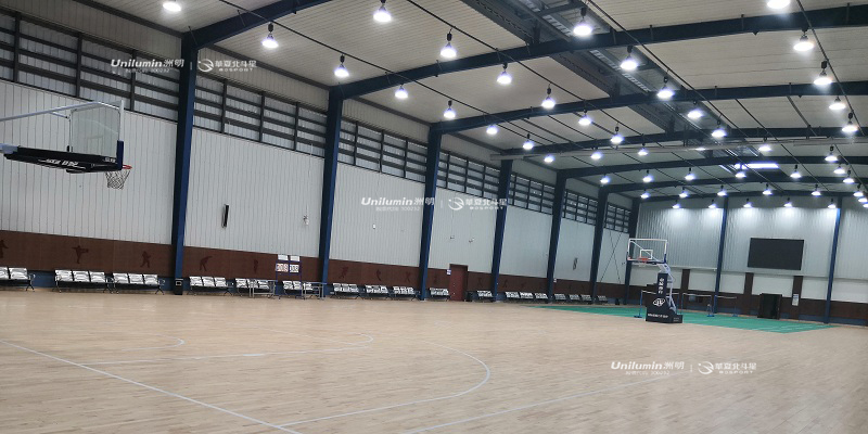 重庆璧山交通职业技术学院篮球场