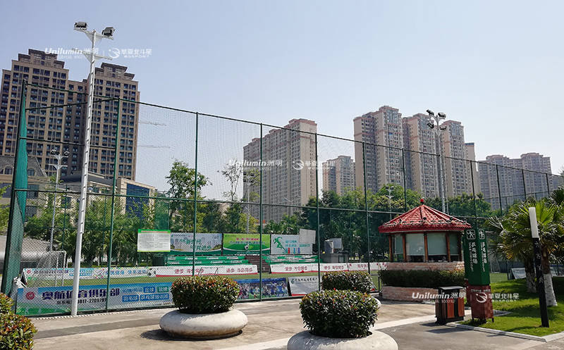 四川南充顺庆区体育中心足球场